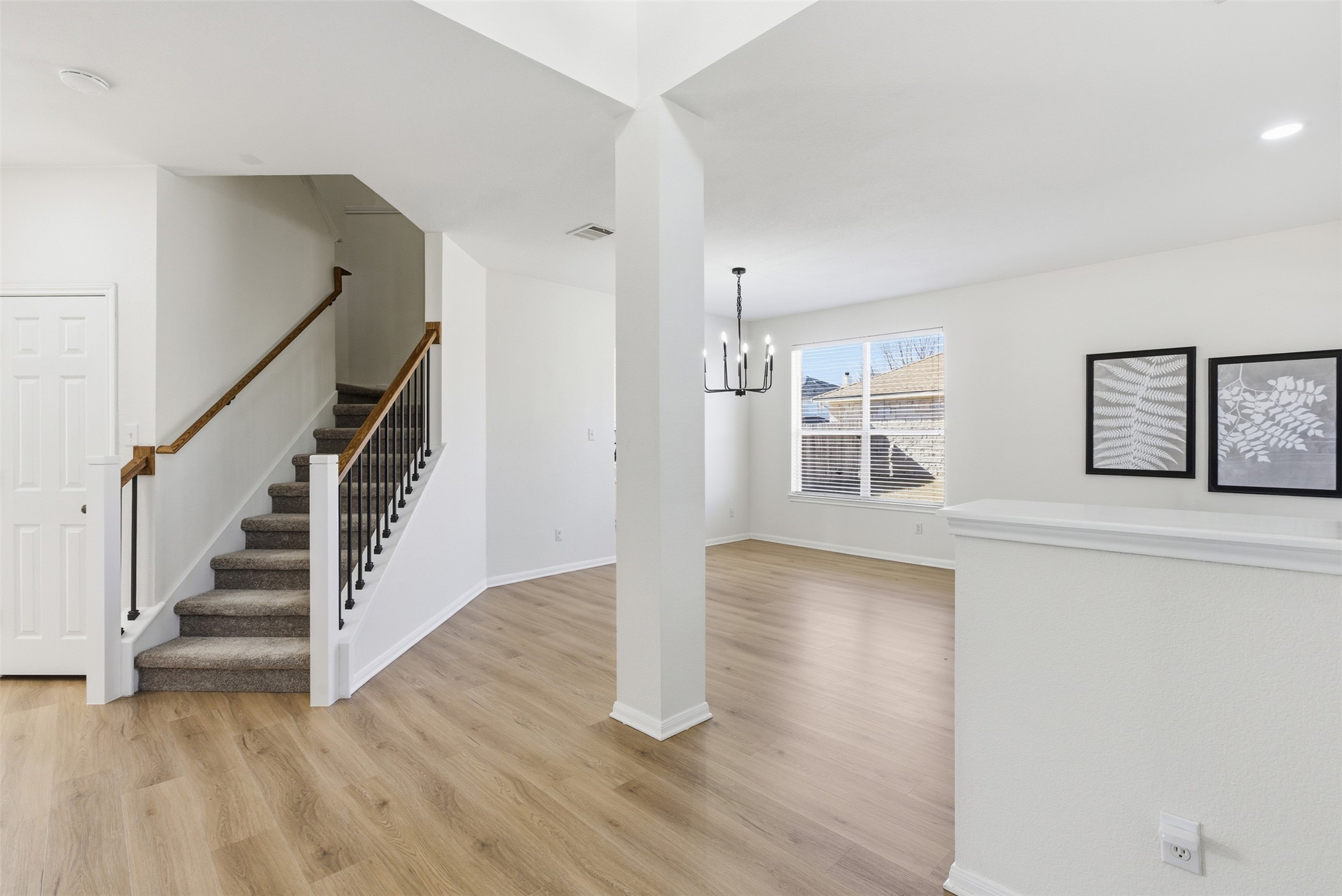 1502 Summercrest Boulevard Georgetown, TX 78626 - Photo 9 of 40