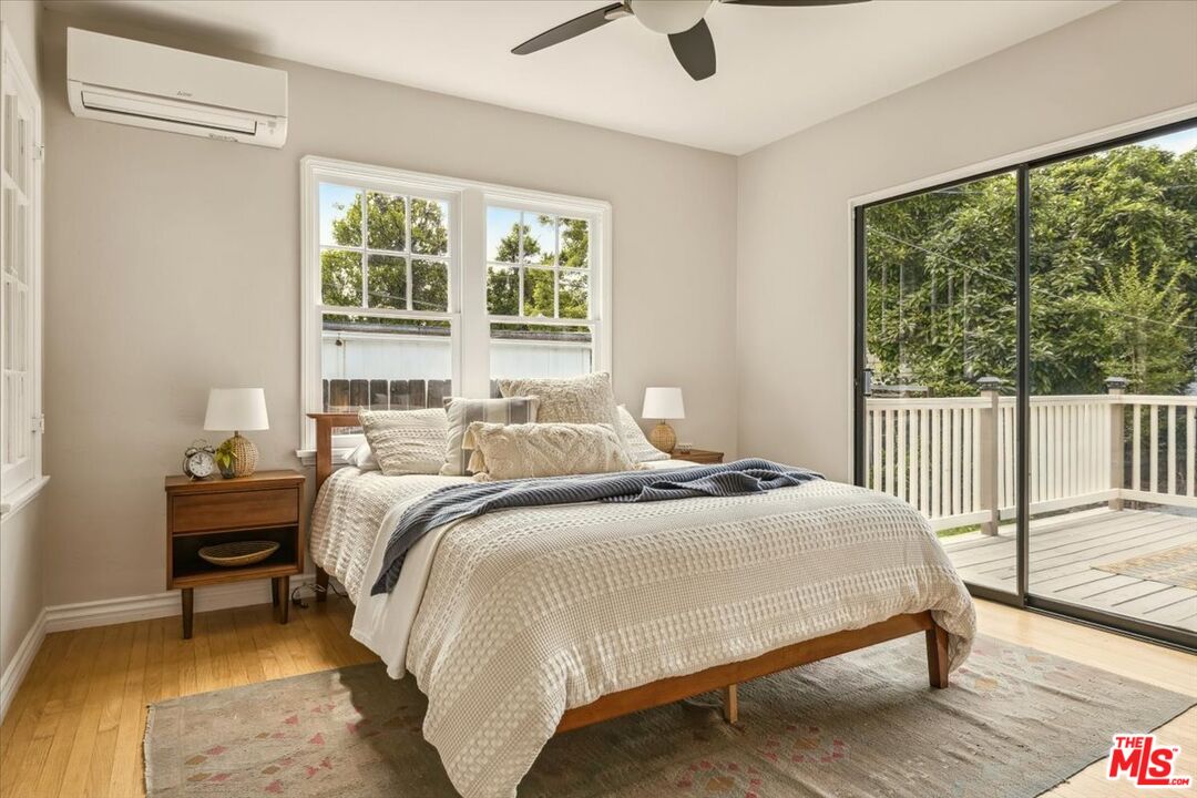 212 Monroe Place Monrovia, CA 91016 - Photo 13 of 26