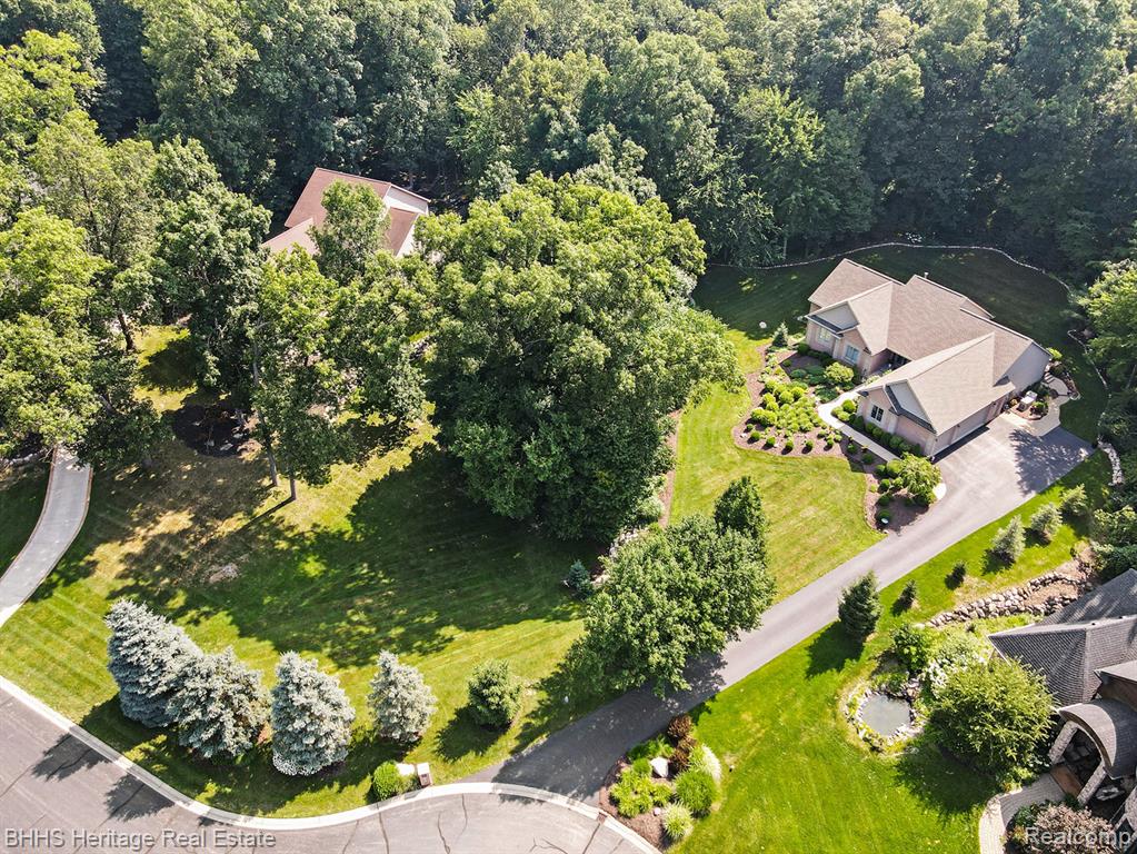 513 Timbermill Lane Howell, MI 48843 - Photo 5 of 33 Gallery Image 5