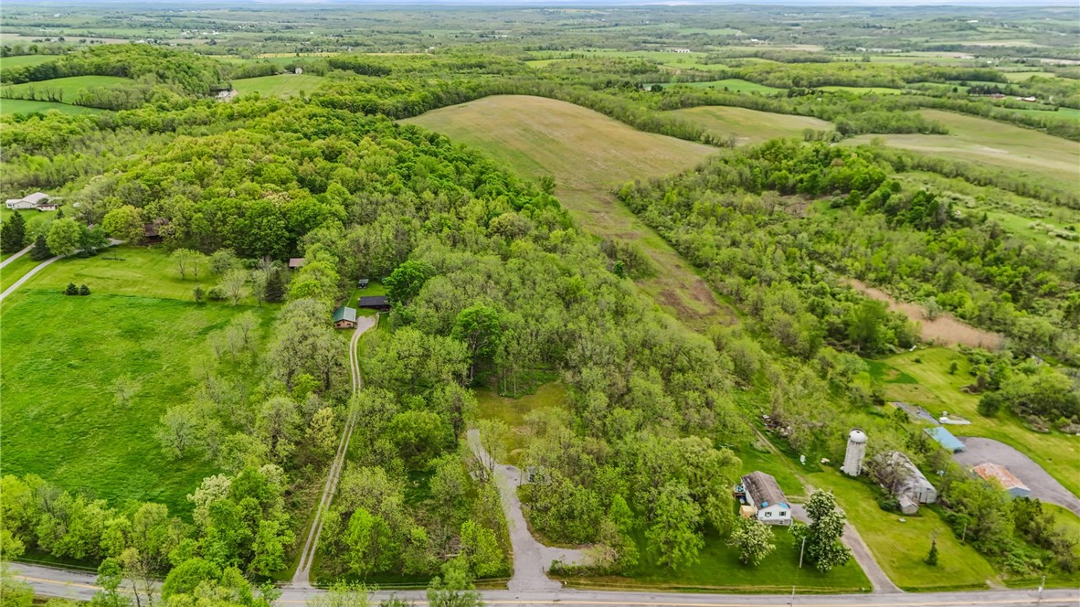 9380 Big Tree Road Richmond, NY 14466 - Photo 5 of 25