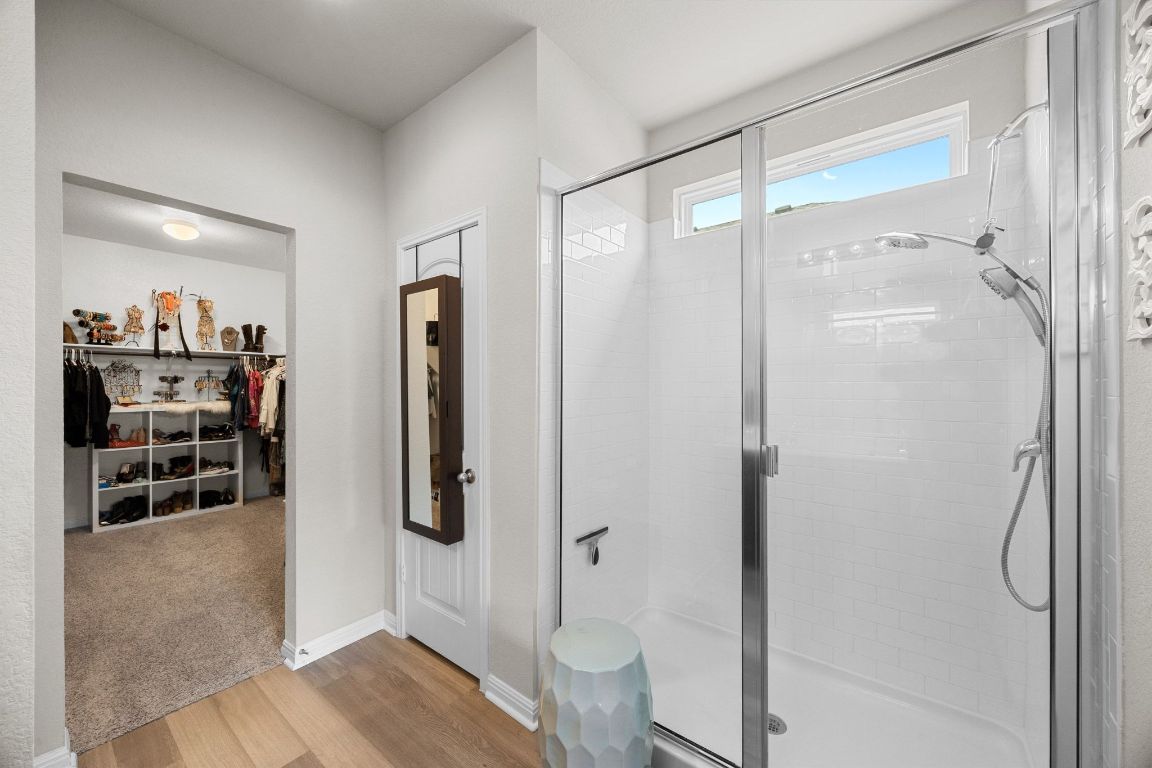 129 Empress Tree Drive Leander, TX 78641 - Photo 20 of 40 Primary Bathroom Shower