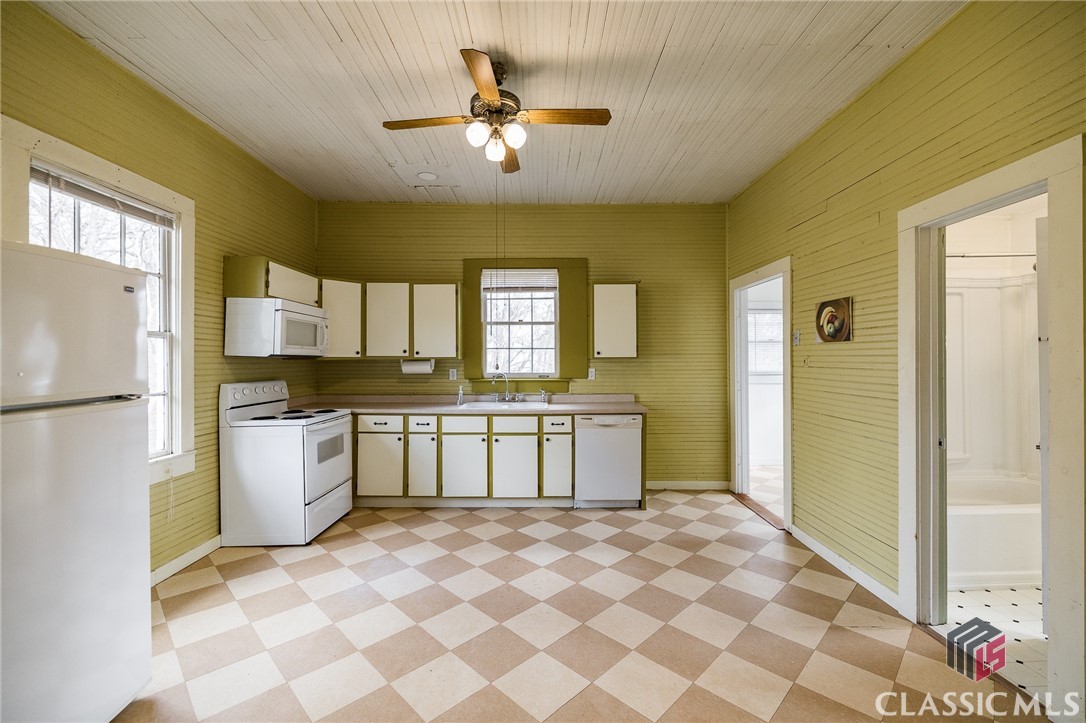 180 First Street Athens, GA 30601 - Photo 8 of 39
