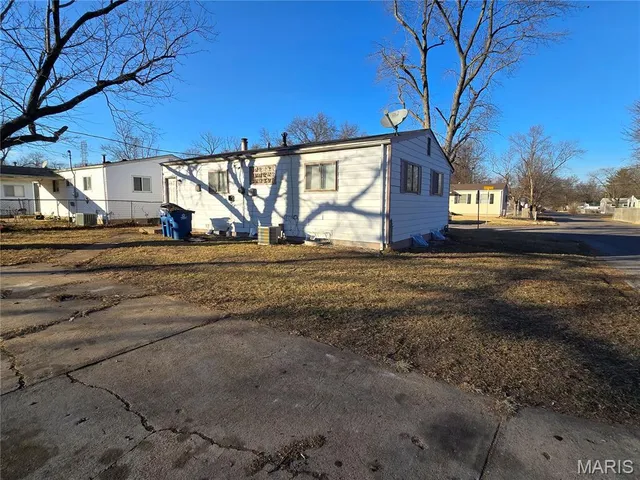 $1,200 | 1200 Rhea Avenue, St. Louis, MO 63138