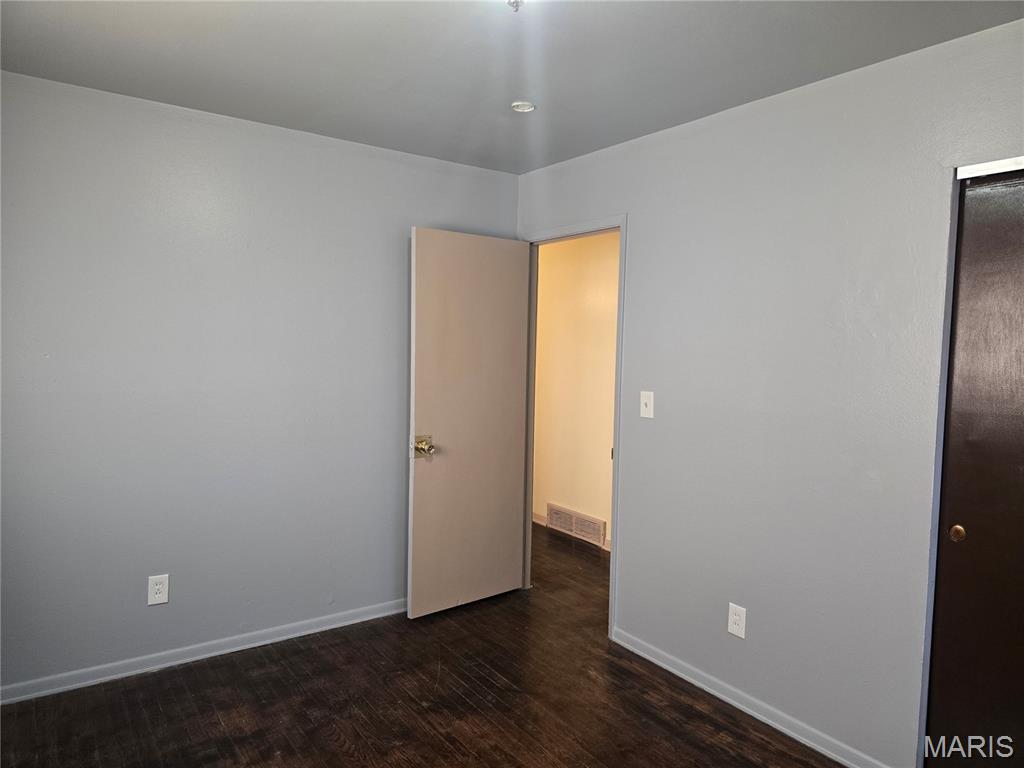 1200 Rhea Avenue St. Louis, MO 63138 - Photo 10 of 16