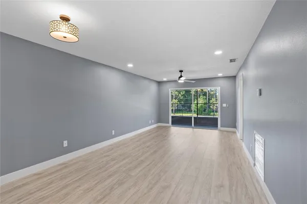 $1,600 | 39132 County Road 54, Unit 2124, Zephyrhills, FL 33542