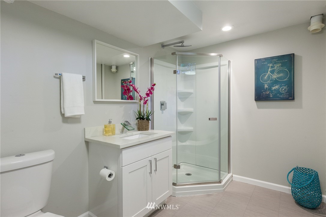 10420 Northeast 197th Street Bothell, WA 98011 - Photo 23 of 25 Gallery Image 23
