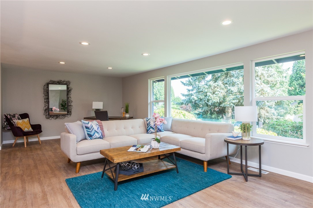 10420 Northeast 197th Street Bothell, WA 98011 - Photo 7 of 25 Gallery Image 7