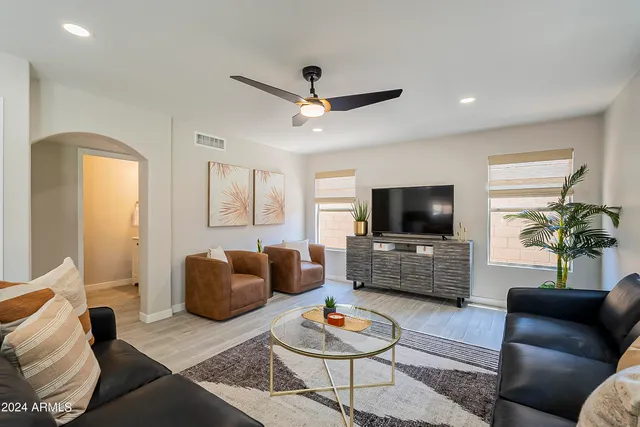 $7,500 | 1078 South Riata Street, Gilbert, AZ 85296