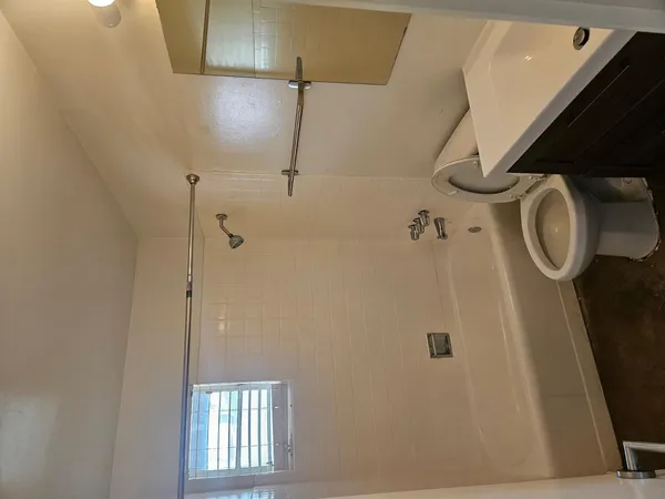 $1,299 | 802 West Turney Avenue, Unit 12A, Phoenix, AZ 85013