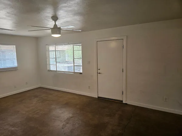 $1,299 | 802 West Turney Avenue, Unit 12A, Phoenix, AZ 85013