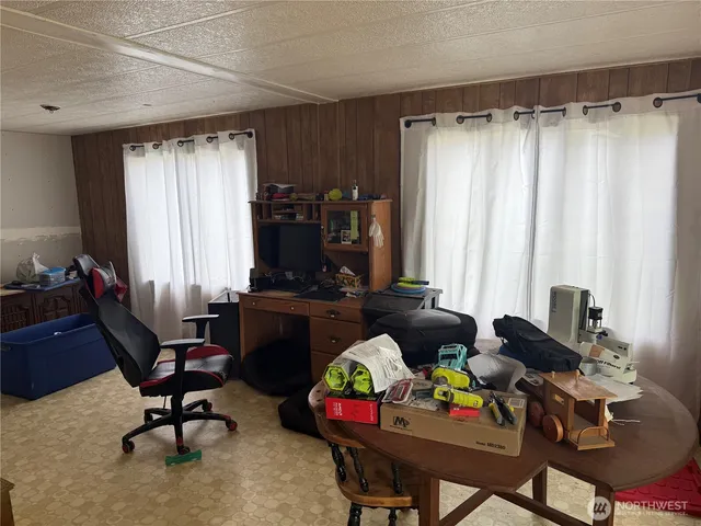 $299,950 | 14307 215th Avenue East, Bonney Lake, WA 98391