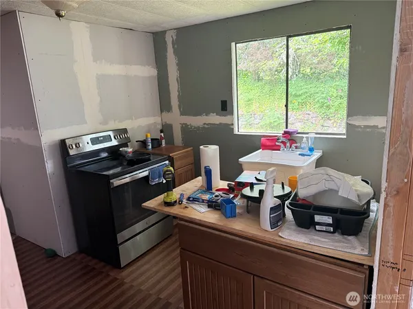 $289,950 | 14307 215th Avenue East, Bonney Lake, WA 98391