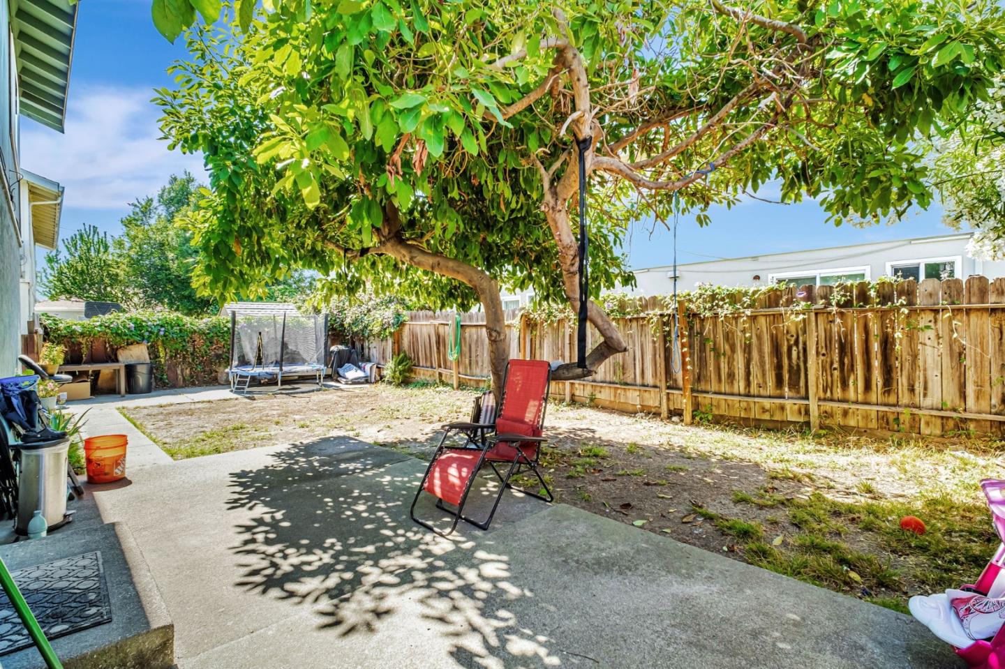188 Sunset Boulevard Hayward, CA 94541 - Photo 10 of 15 a backyard of a house with table and chairs