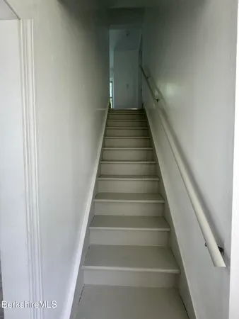 $1,600 | 68 1/2 Columbia Street, Adams, MA 01220