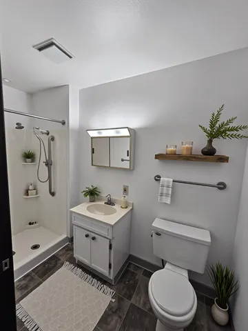 $669 | 306 South East Street, Caledonia, MN 55921