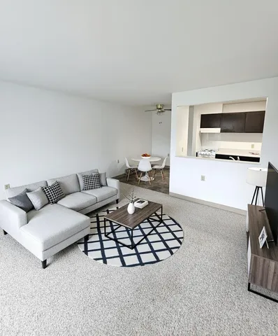 $669 | 306 South East Street, Caledonia, MN 55921