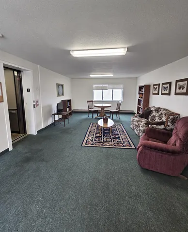 $669 | 306 South East Street, Caledonia, MN 55921