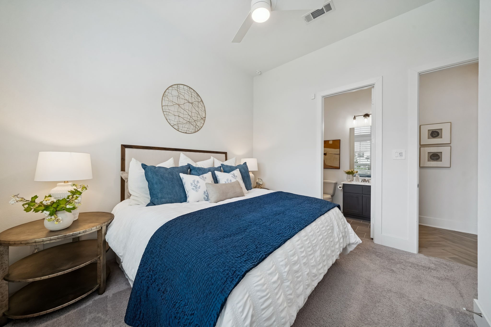 519 Caverna Street Montgomery, TX 77316 - Photo 20 of 41 Rare secondary ensuite bedroom located downstairs, offering a private bath ideal for guests or multigenerational living