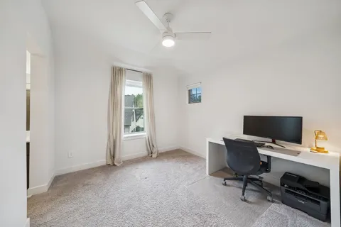 $725,000 | 519 Caverna Street, Montgomery, TX 77316