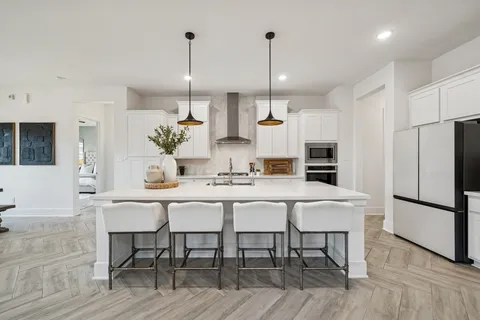 $725,000 | 519 Caverna Street, Montgomery, TX 77316