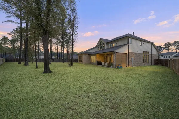 $725,000 | 519 Caverna Street, Montgomery, TX 77316