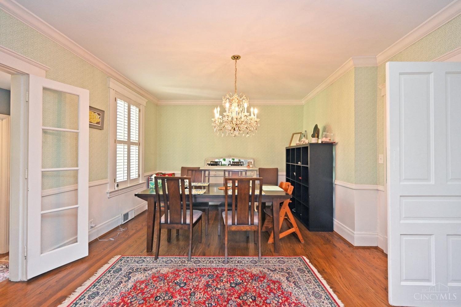 6900 Drake Road Cincinnati, OH 45243 - Photo 8 of 44
