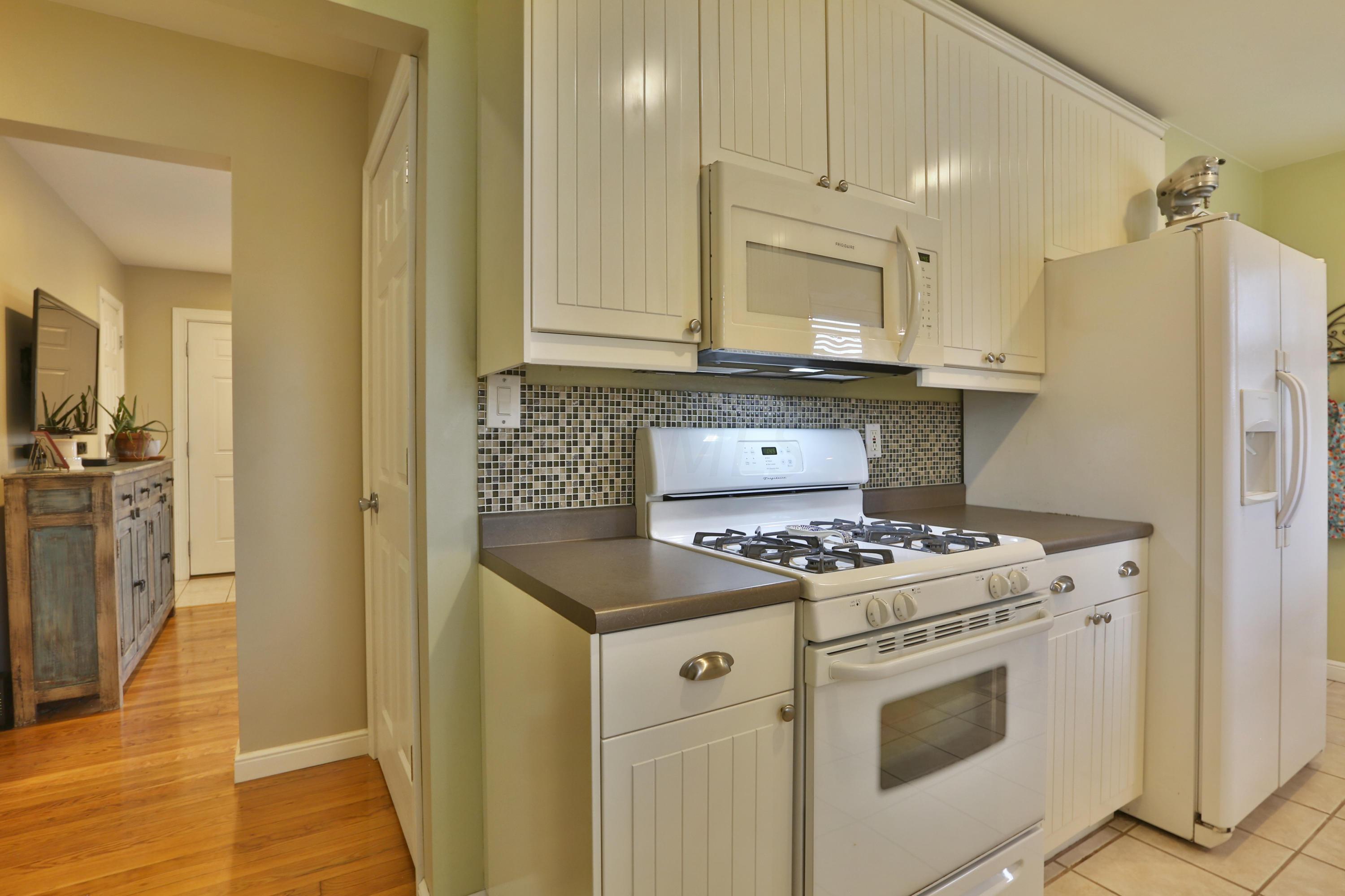 2291 Zollinger Road Columbus, OH 43221 - Photo 8 of 39 Gallery Image 8
