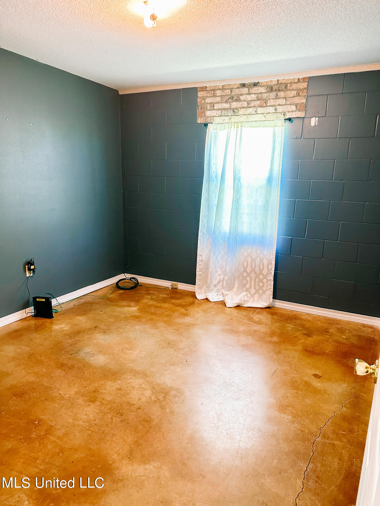 182 Inland Beach Road Lucedale, MS 39452 - Photo 5 of 13 C0447AC9-E840-43B9-A809-02E430417DE0