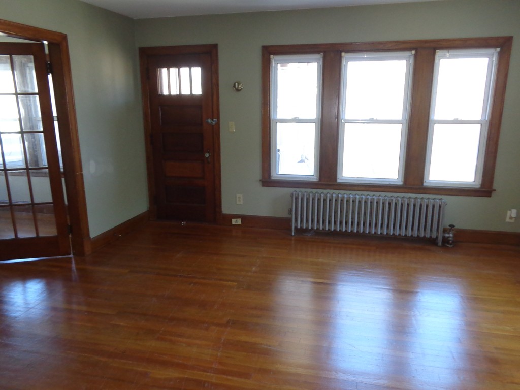18-20 Wayne Street Springfield, MA 01118 - Photo 15 of 16