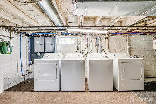 $989,000 | 385 Pierson Avenue, Edison, NJ 08837