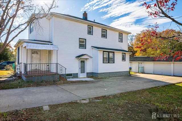 $989,000 | 385 Pierson Avenue, Edison, NJ 08837