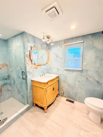 $989,000 | 385 Pierson Avenue, Edison, NJ 08837