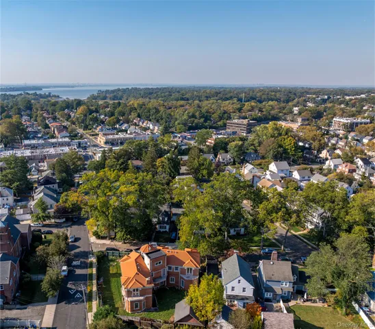 $1,588,000 | 254-04 West End Drive | Little Neck