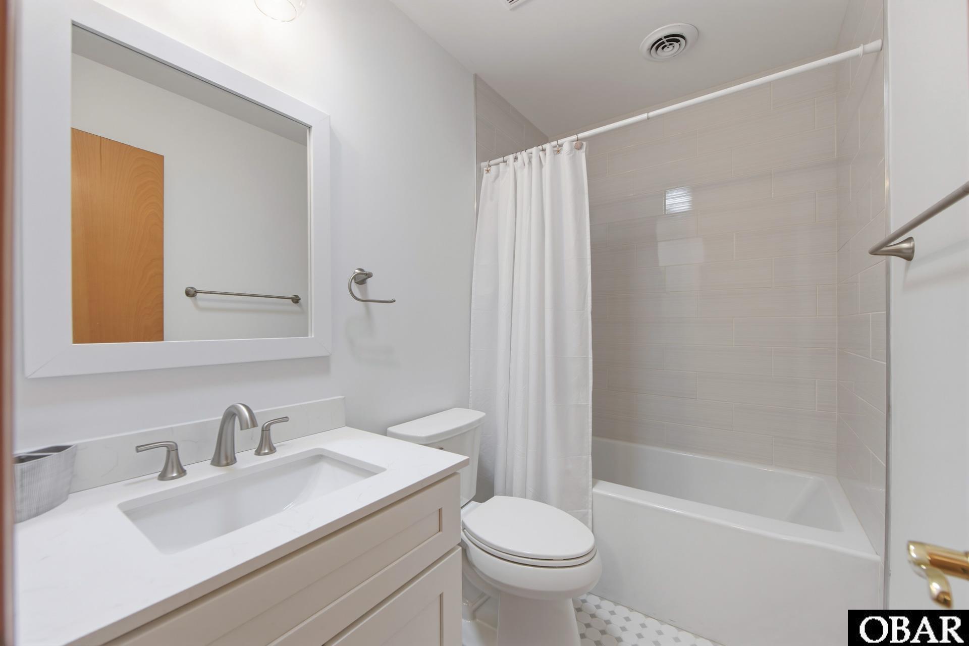 175 Beech Tree Trail, Unit 5 Southern Shores, NC 27949 - Photo 33 of 50 Remodeled Hall Bath