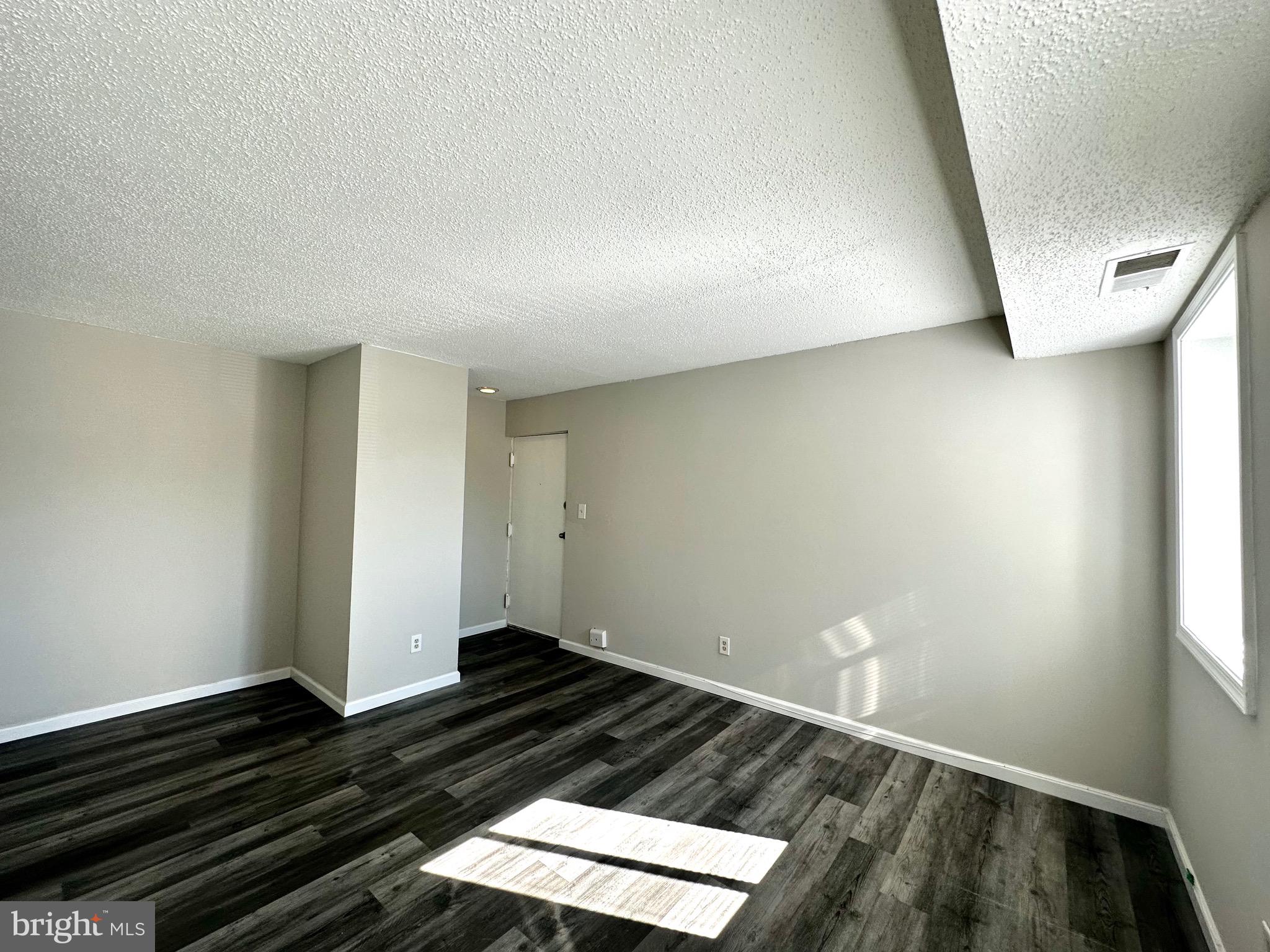 12011 I Tarragon Road, Unit I Reisterstown, MD 21136 - Photo 4 of 23
