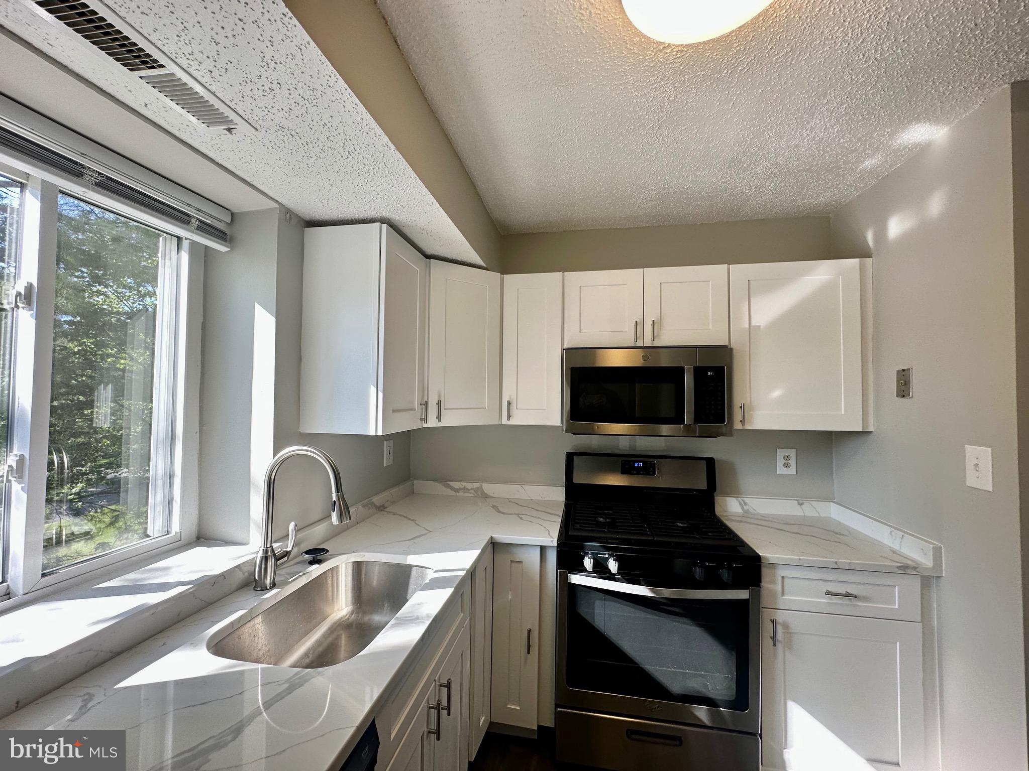 12011 I Tarragon Road, Unit I Reisterstown, MD 21136 - Photo 9 of 23