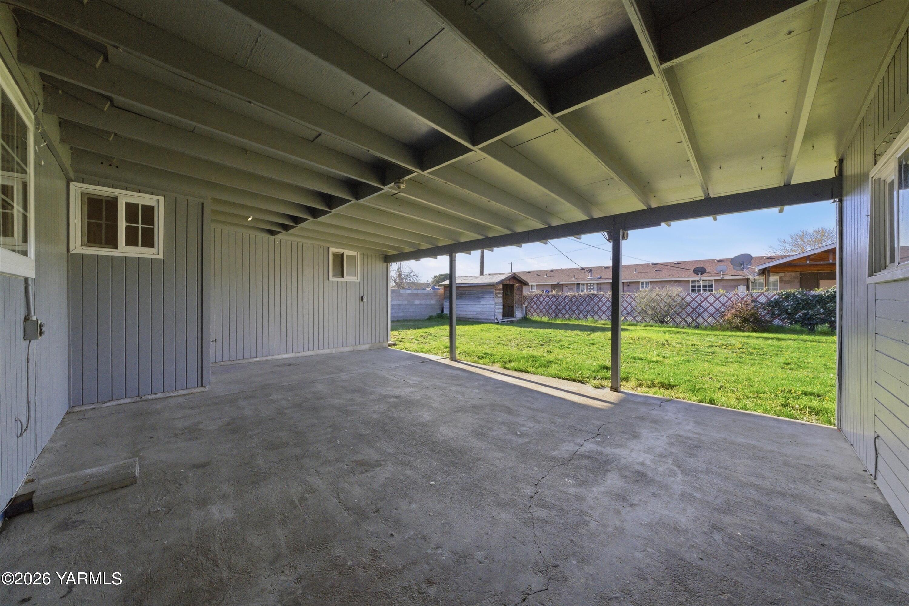 303 West 9th Street Wapato, WA 98951 - Photo 14 of 16 14-7R506472