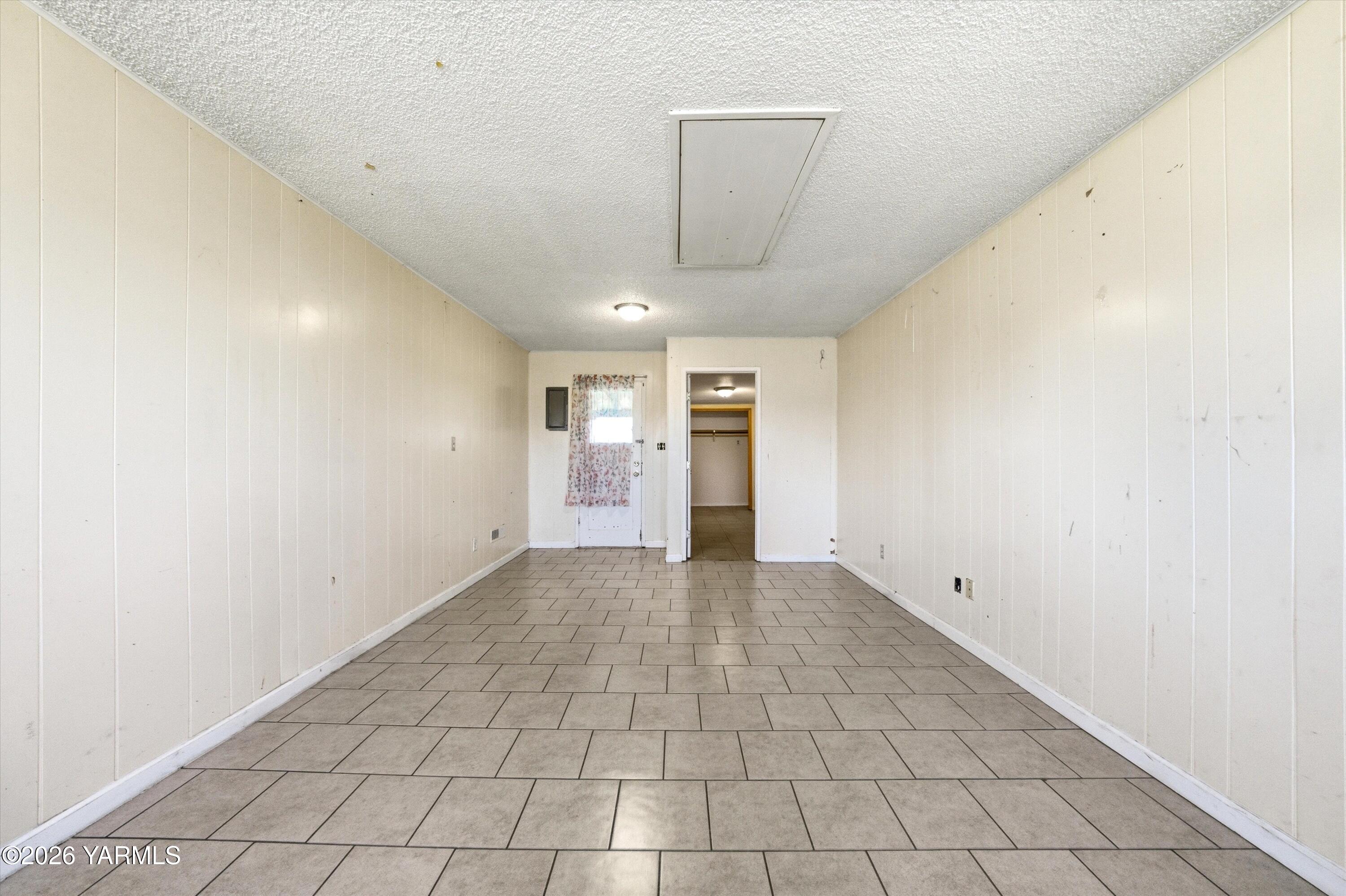 303 West 9th Street Wapato, WA 98951 - Photo 7 of 16 07-7R506427