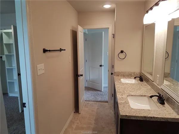 a view of empty room with a window