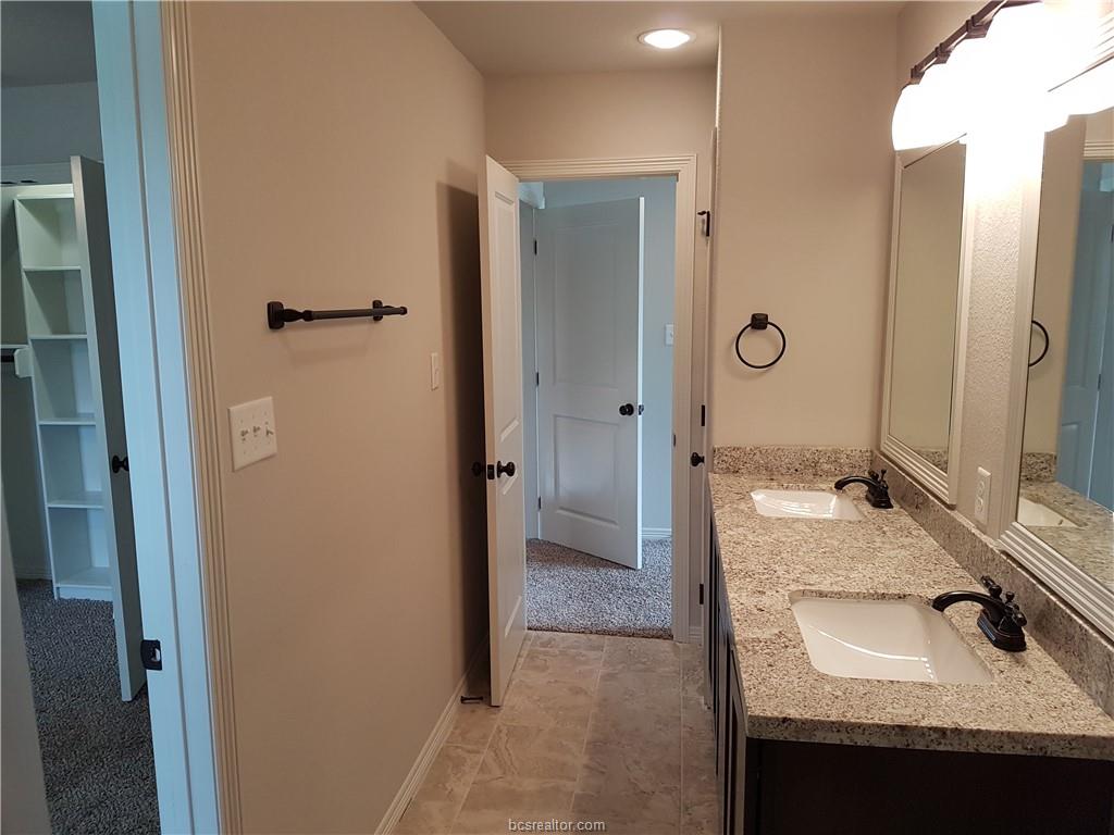 113 Ehlinger Drive Bryan, TX 77801 - Photo 23 of 37