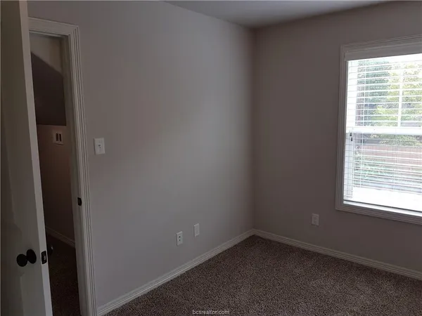 a view of walk in closet