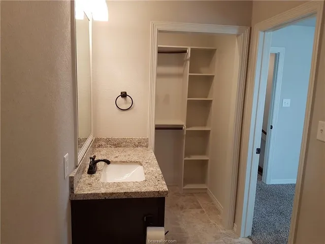 $3,400 | 113 Ehlinger Drive, Bryan, TX 77801