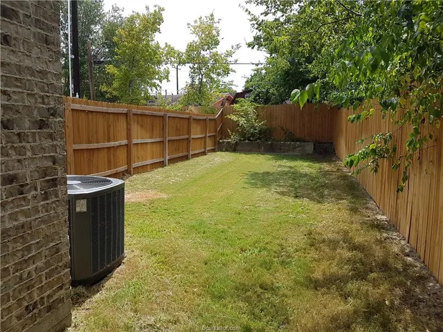 $3,400 | 113 Ehlinger Drive, Bryan, TX 77801