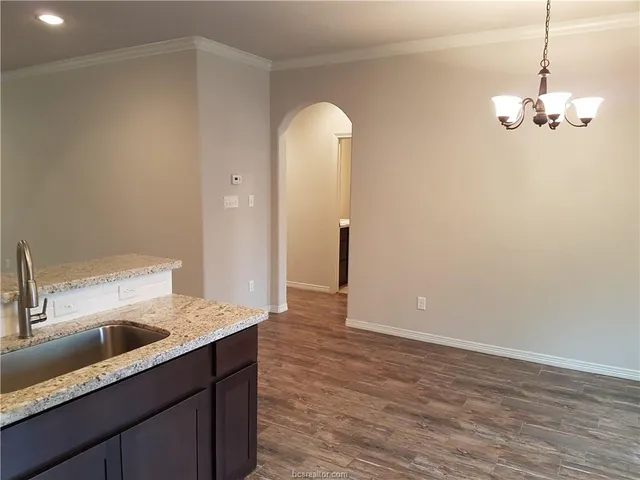 $3,400 | 113 Ehlinger Drive, Bryan, TX 77801