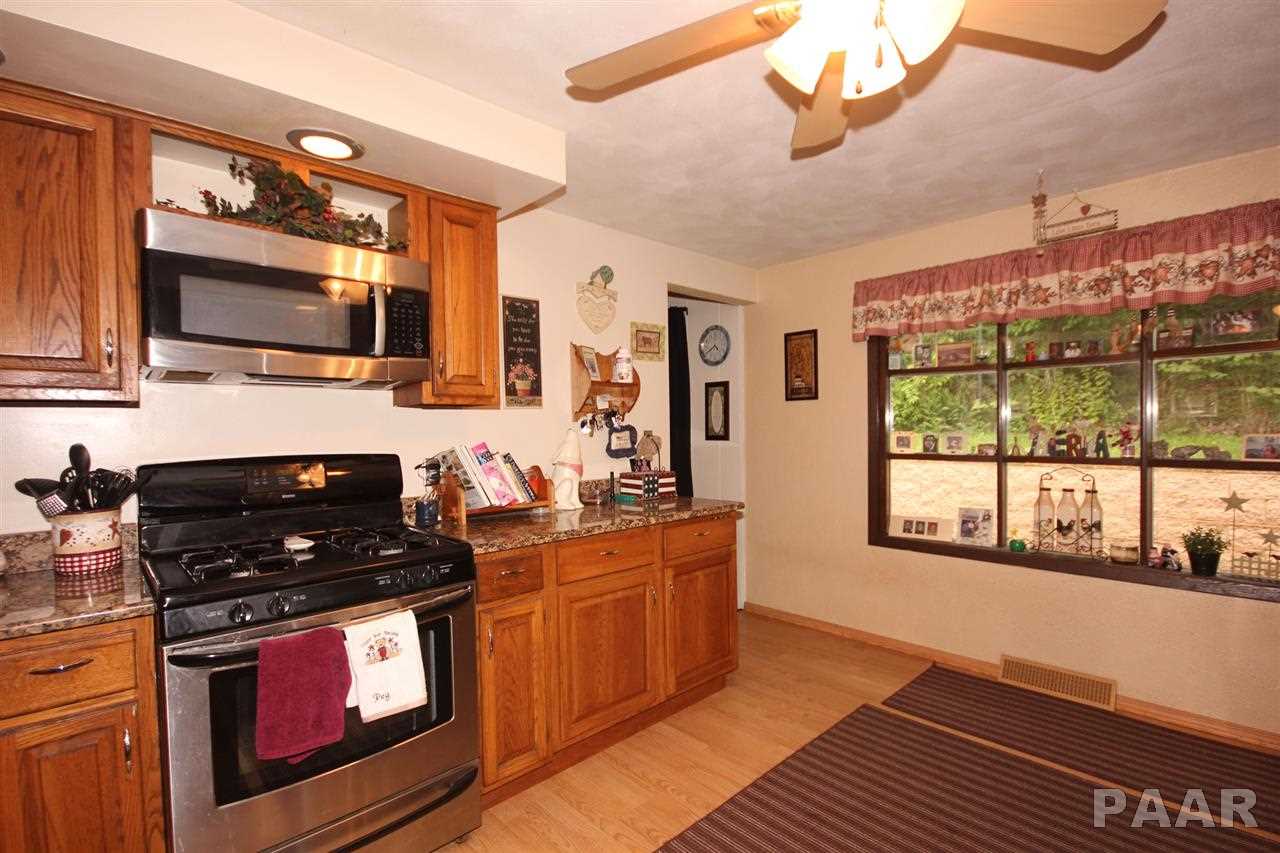 772 Washburn Road Washburn, IL 61570 - Photo 3 of 25