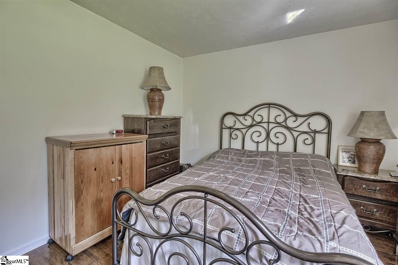 214 Georgetown Road Easley, SC 29640 - Photo 15 of 26