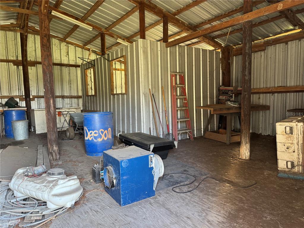 5333 Deeson Road Lakeland, FL 33810 - Photo 35 of 44 a living room with furniture and a window