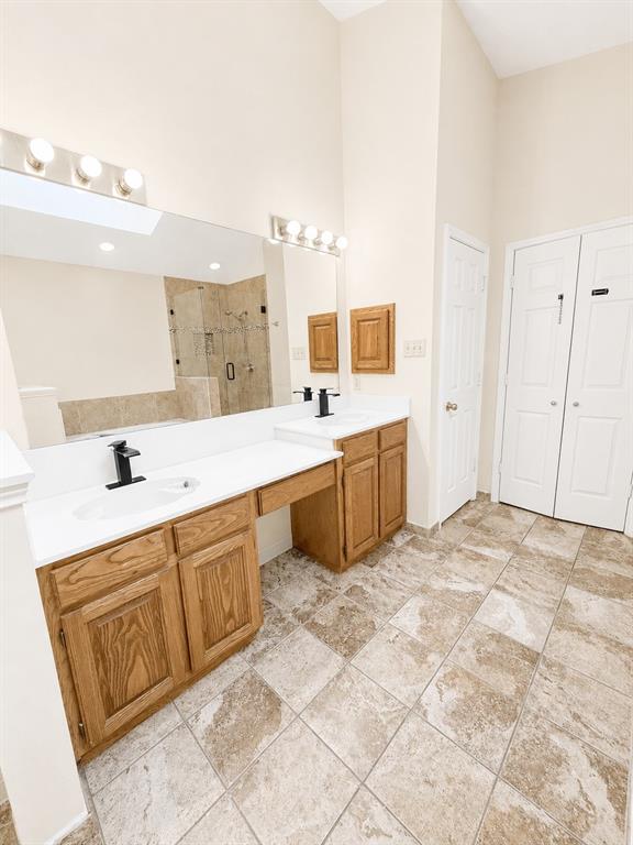 553 Raintree Circle Coppell, TX 75019 - Photo 10 of 16 Gallery Image 10