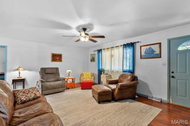 $155,000 | 107 Howard Drive, Belleville, IL 62223