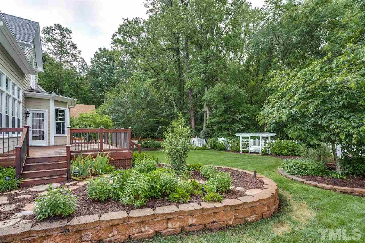 7629 Wilderness Road Raleigh, NC 27613 - Photo 3 of 25